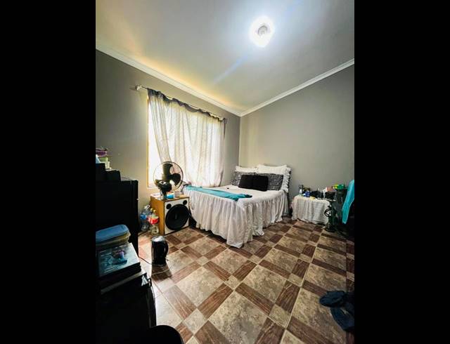 3 BEDROOM HOUSE FOR SALE IN SEA VIEW